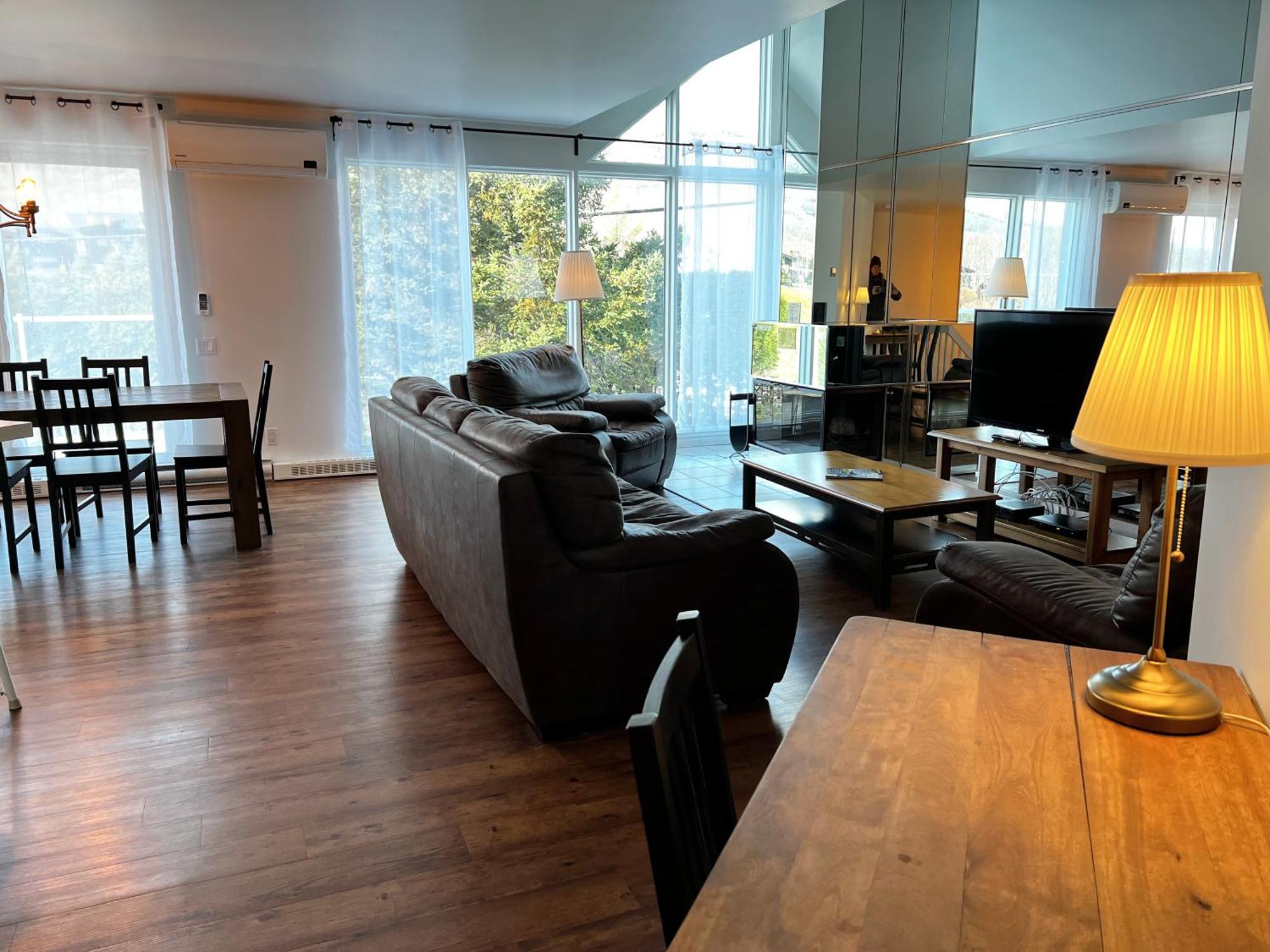 Chalets Montmorency Mont-Sainte-Anne ภายนอก รูปภาพ