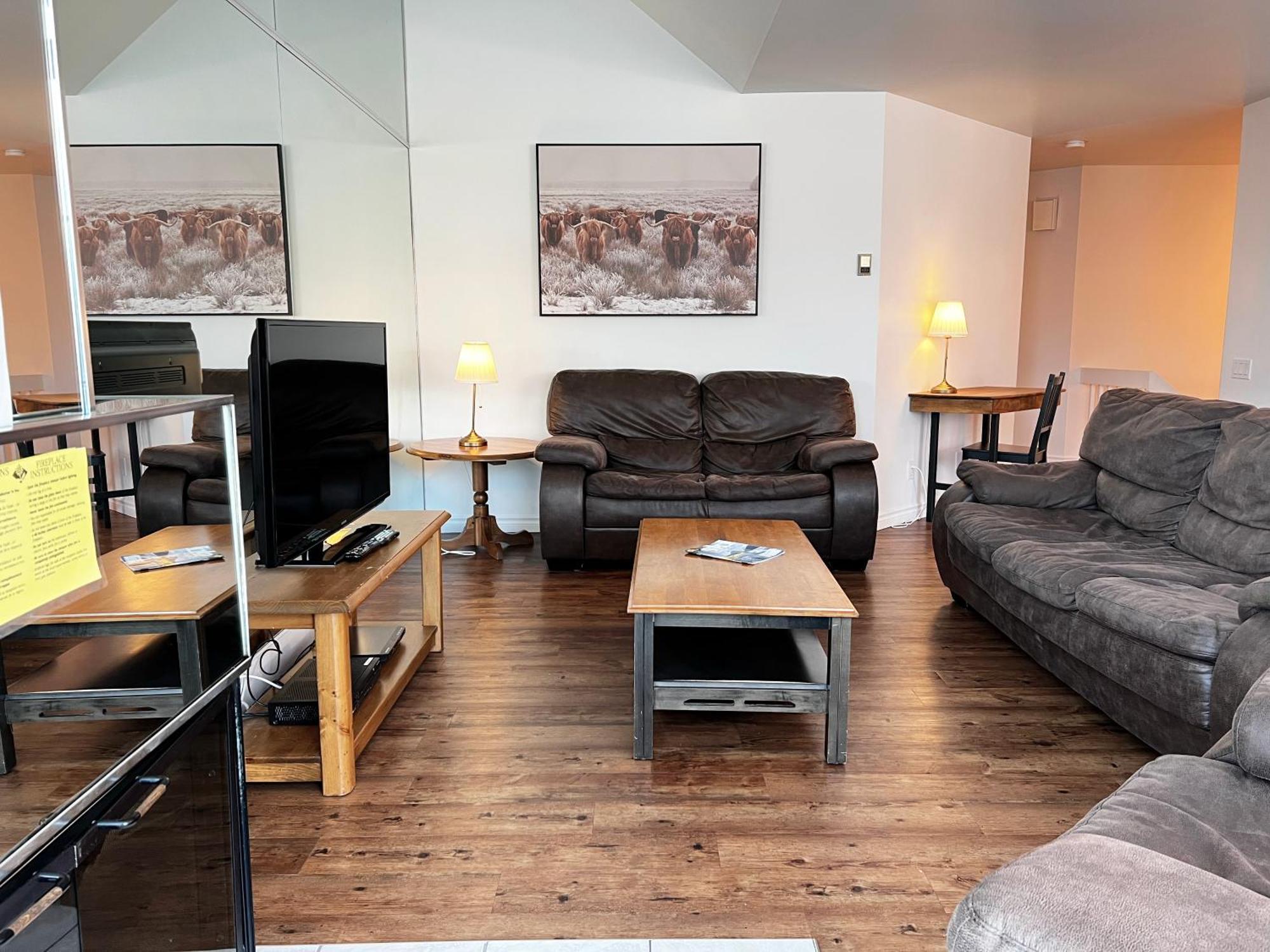 Chalets Montmorency Mont-Sainte-Anne ภายนอก รูปภาพ