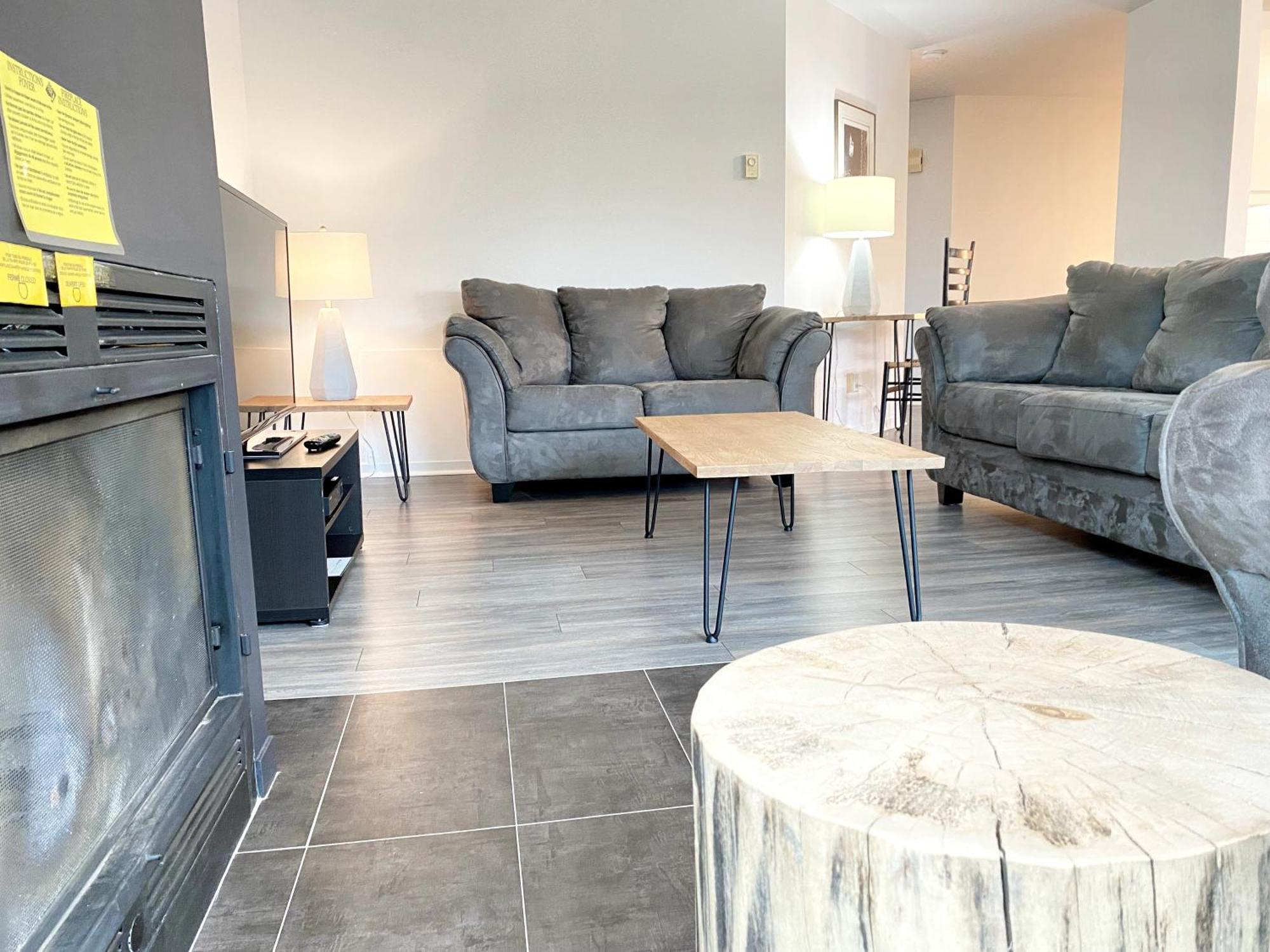 Chalets Montmorency Mont-Sainte-Anne ภายนอก รูปภาพ
