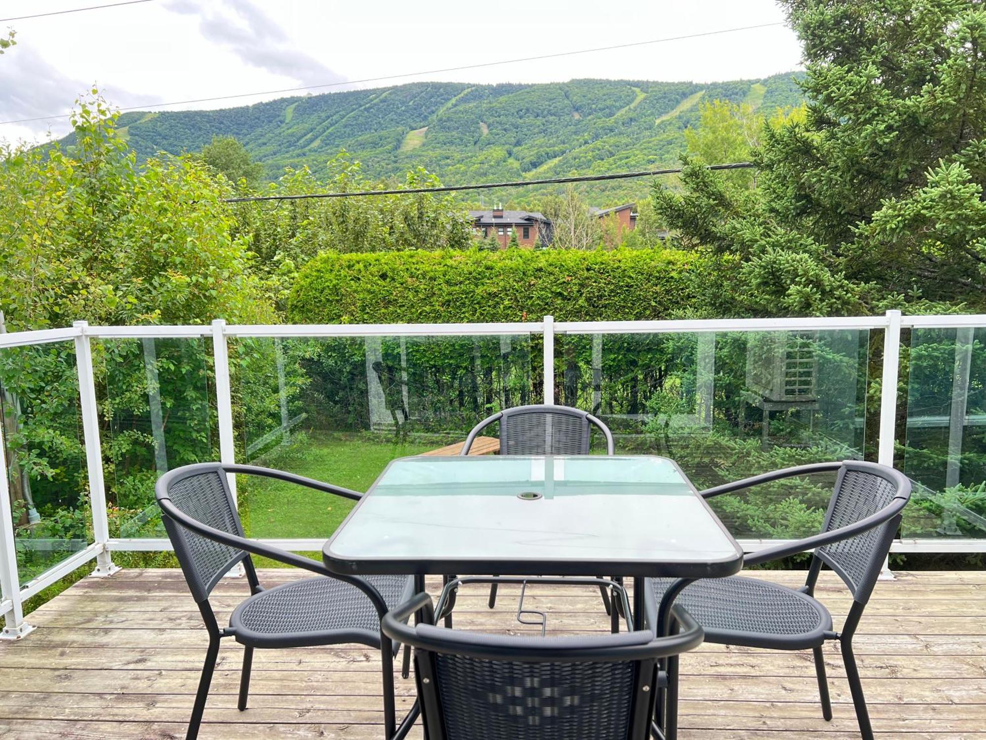Chalets Montmorency Mont-Sainte-Anne ภายนอก รูปภาพ