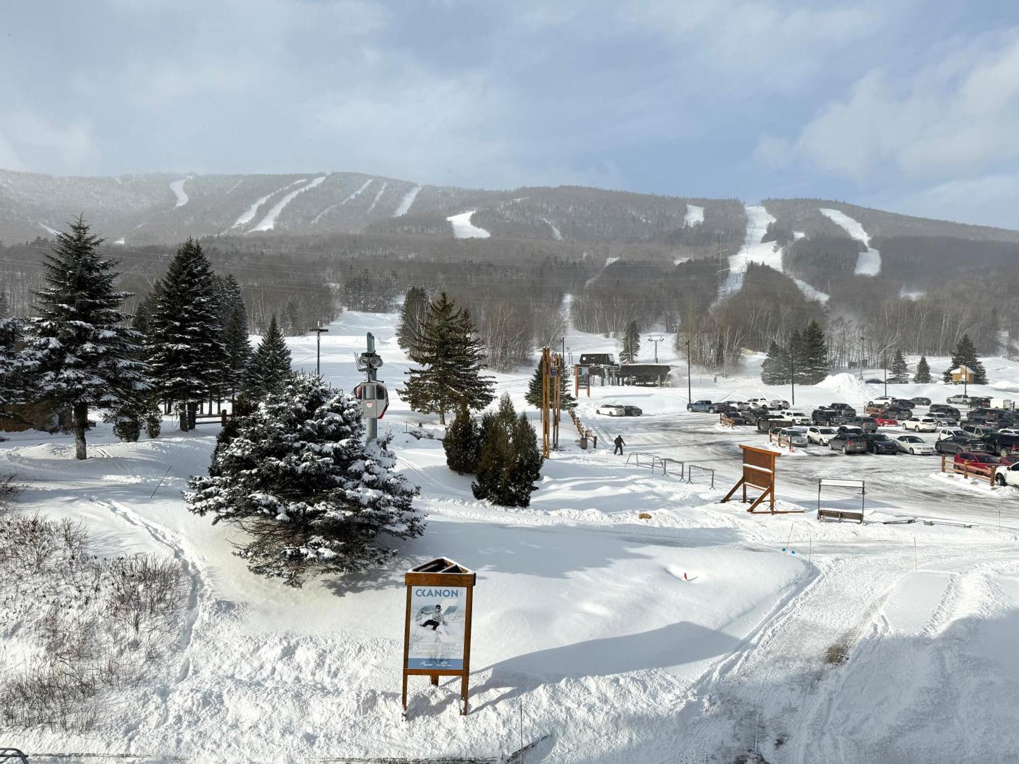 Chalets Montmorency Mont-Sainte-Anne ภายนอก รูปภาพ